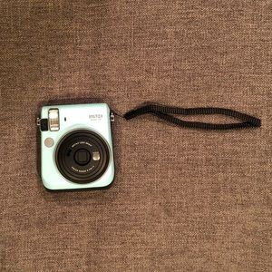 FUJIFILM instax mini 70